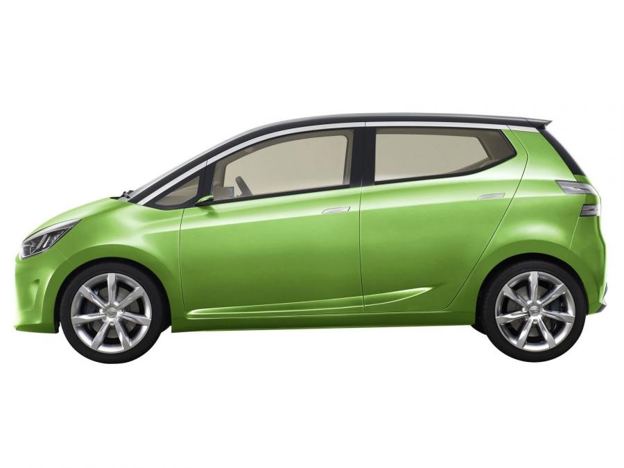  Daihatsu A-Concept 2011 года  (фото 3 из 4)